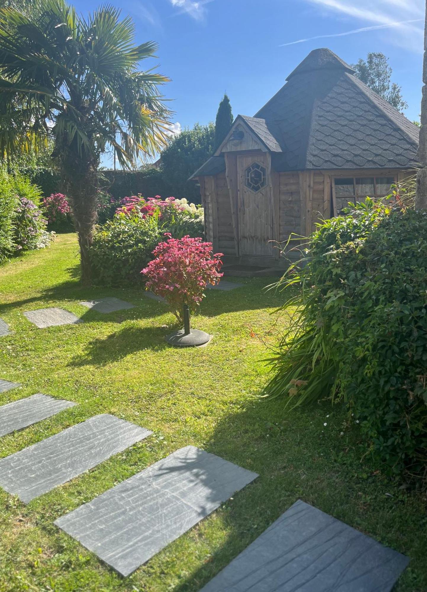 La Naomath - Maison D'Hotes, Hebergement Insolite & Gite Nonant Exterior photo